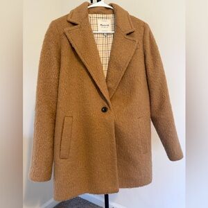 Madewell Trade 1937 Camel Wool Blend Teddy Tailored Coat
Size 2